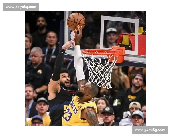 湖人雷霆正面对决青春风暴挑战冠军底蕴谁主沉浮西部焦点大战今夜引爆赛场