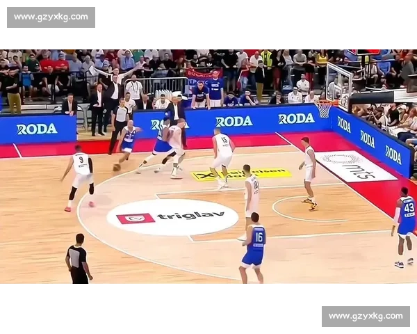 明日湖人再战掘金季后赛强强对话詹姆斯约基奇焦点之夜看点全面升级