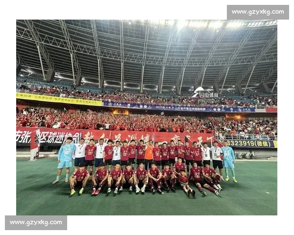 武汉卓尔对阵山东鲁能精彩赛事分析 两队实力对决揭示未来发展趋势